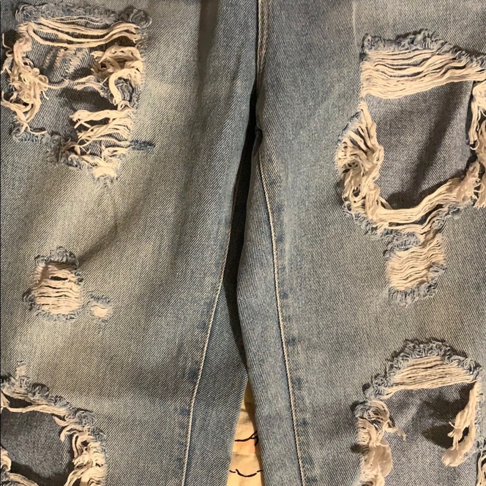 BDG High Rise Distressed Mom Jeans - Picture 5 of 8
